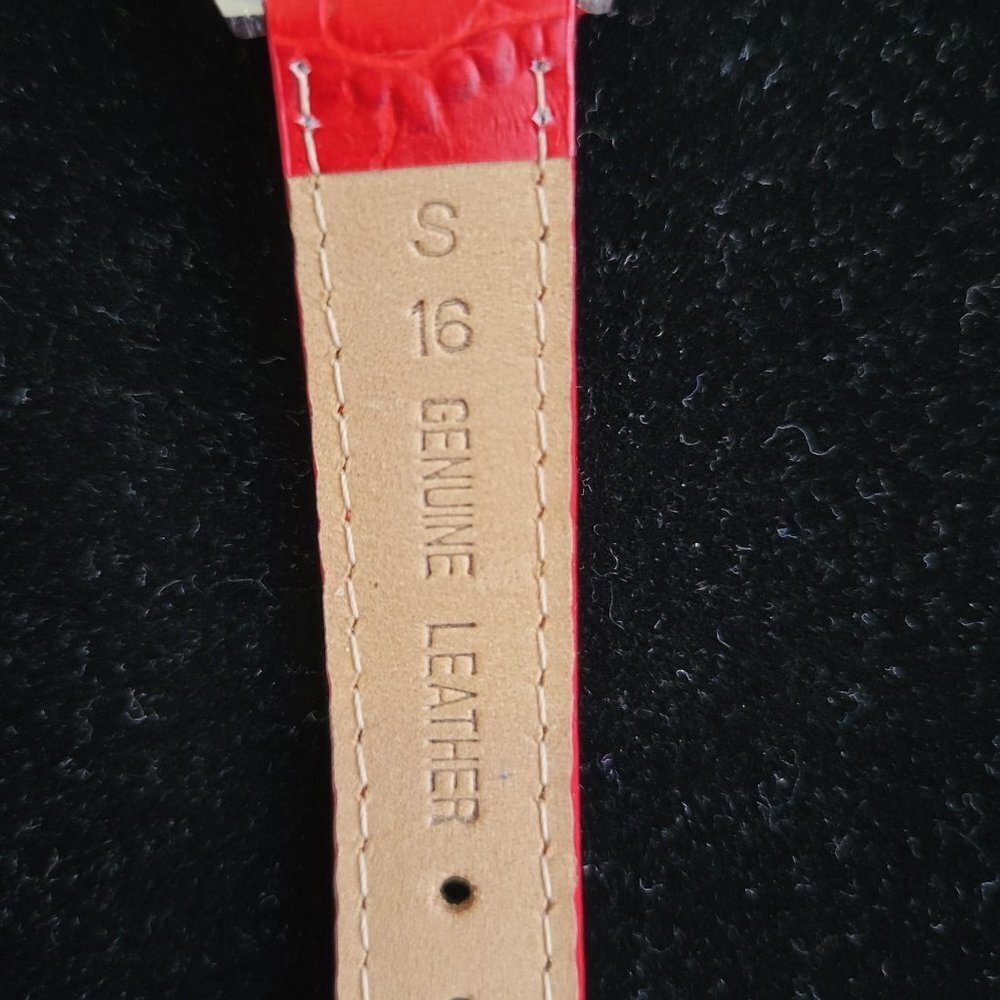 Bloomingdales Watch W Red Leather Band - Picture 7 of 8